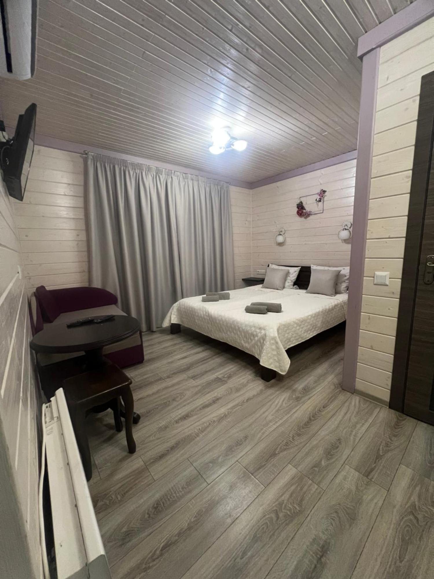 Фенікс Hotel Yaremche Ngoại thất bức ảnh